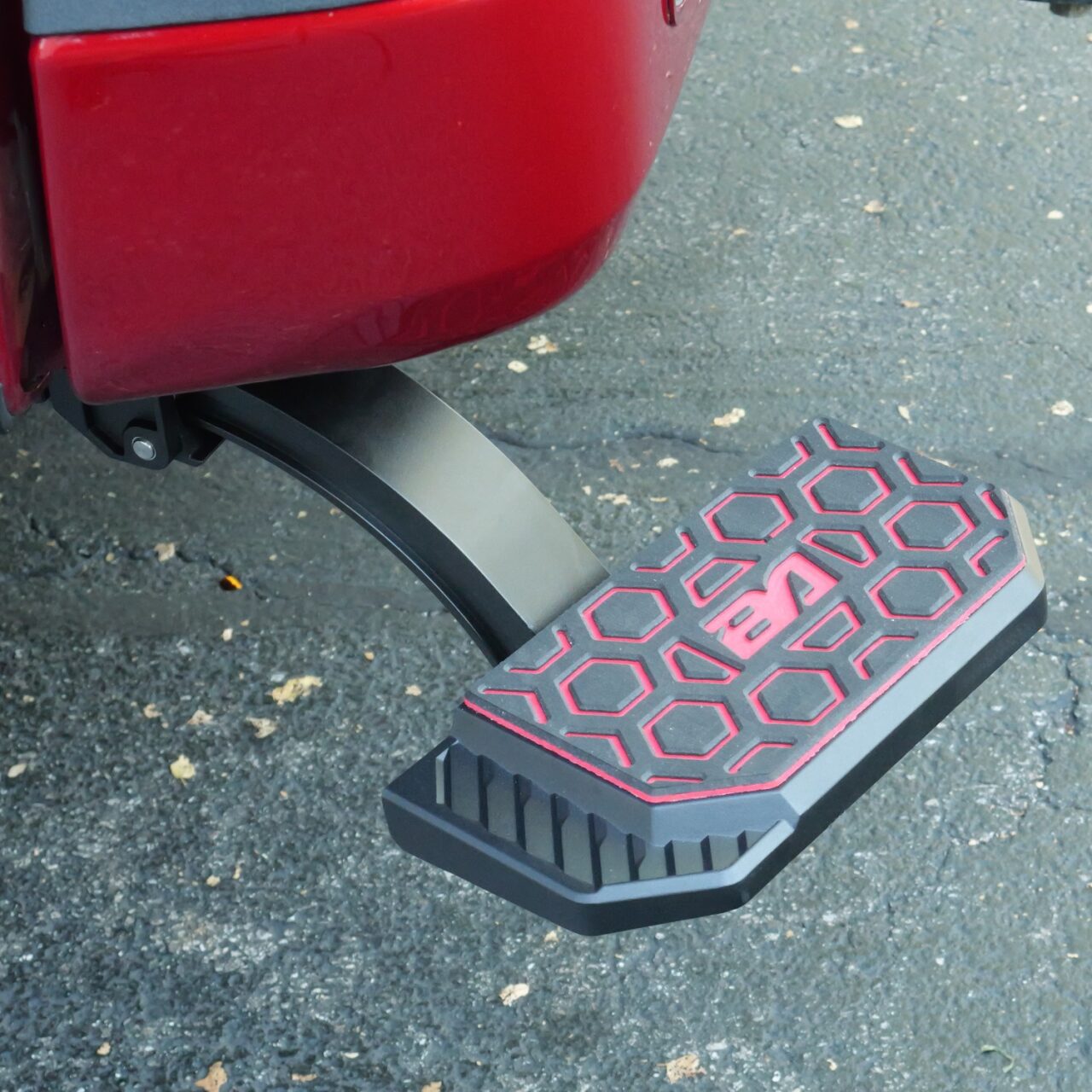 Ford F-150 (2021-2025) Retractable Bed Step