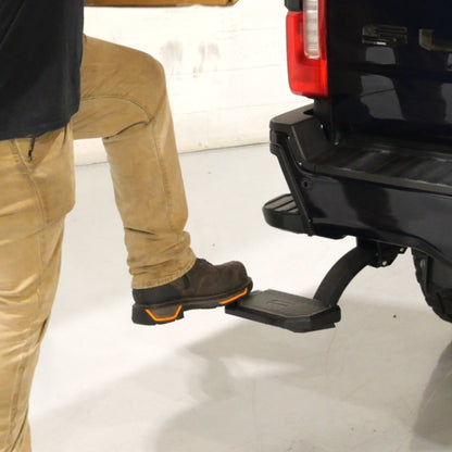 Ford Super Duty F-250/F-350 (2023-2025) Retractable Bed Step