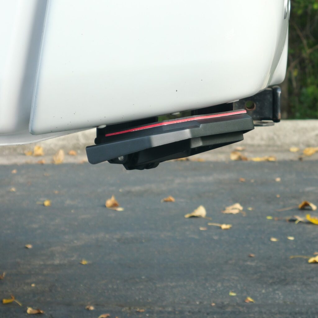 Dodge Ram 1500 (2009-2018) Retractable Bed Step