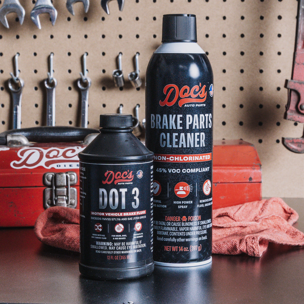 Doc's Auto Parts Brake DOT 3 Fluid + Cleaner Kit