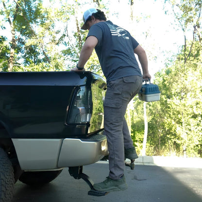Dodge Ram 2500/3500 (2010-2018) Retractable Bed Step
