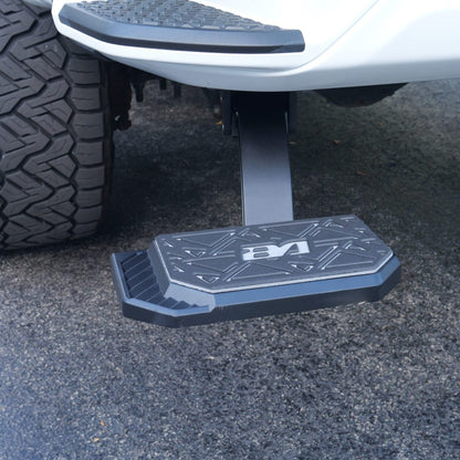Chevy Silverado/GMC Sierra 1500 (2019-2025) Retractable Bed Step