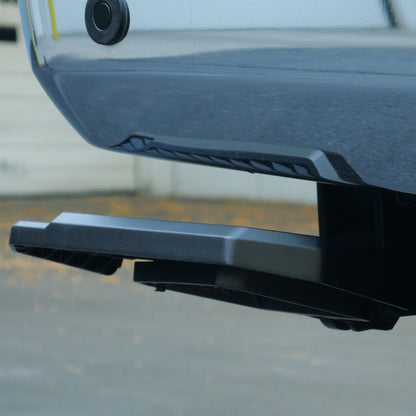 Ford Super Duty F-250/F-350 (2017-2022) Retractable Bed Step